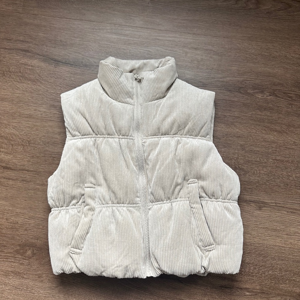 Tan Cropped Puffer Vest